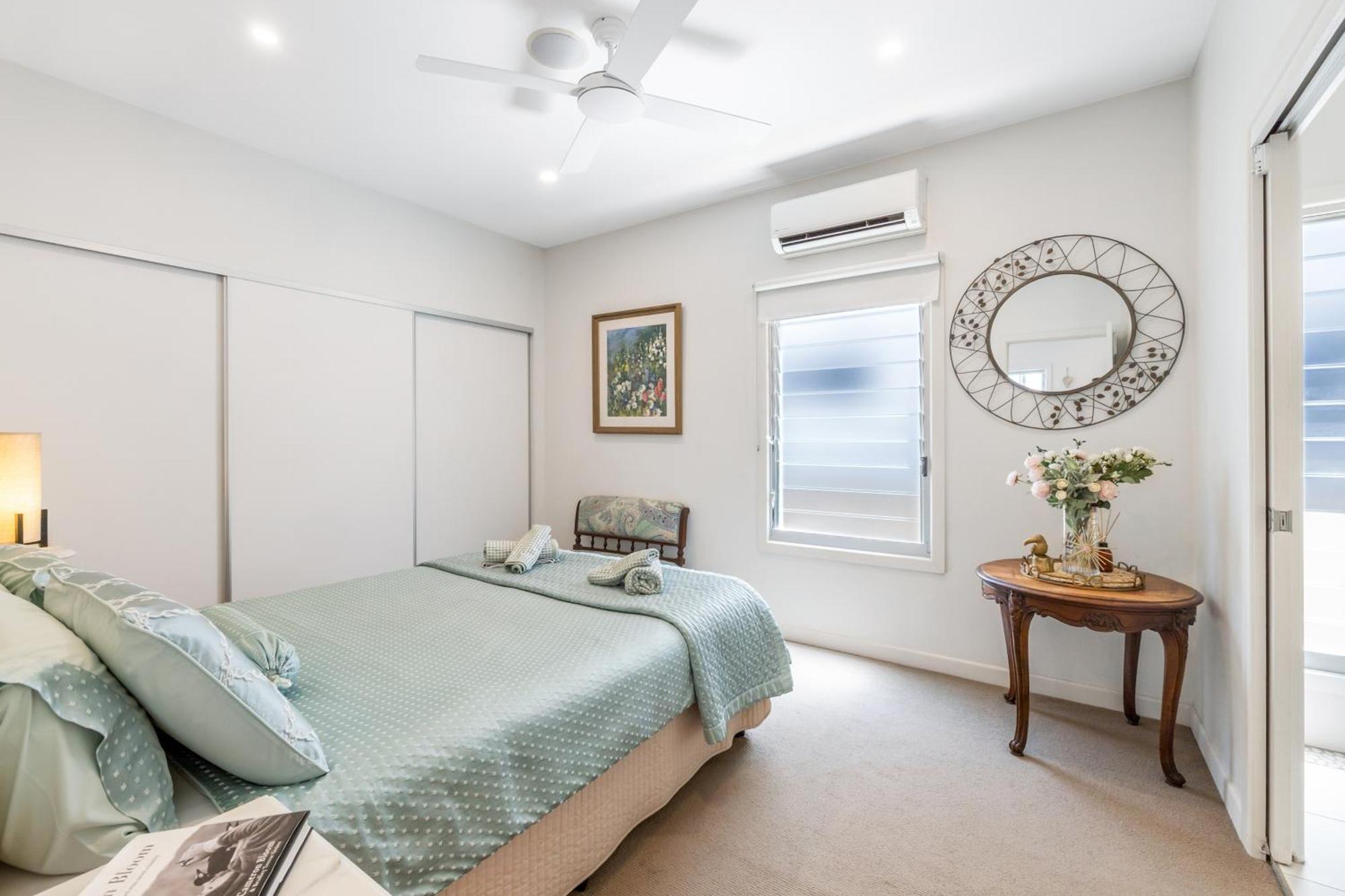 On Esplanade Own Flat & Pool, Manly Cafe Precinct Apartment Brisbane Luaran gambar